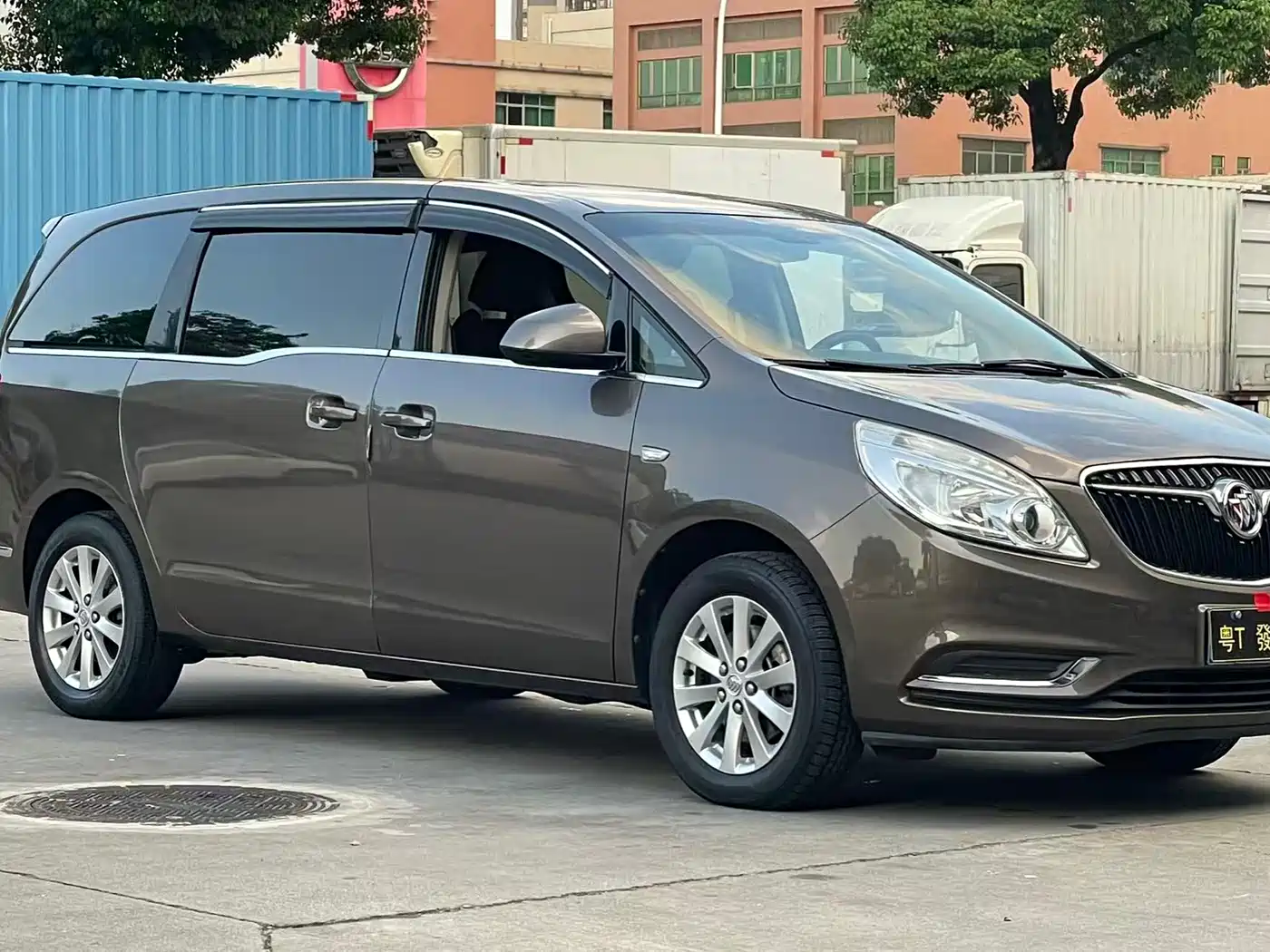 Buick GL8 2017 25S Comfort China V фото 3