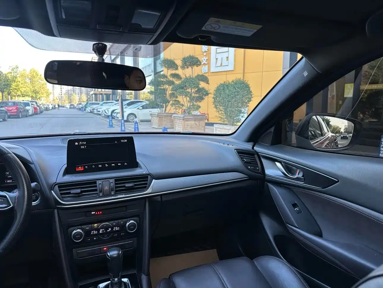 Фото 21 - Mazda CX-4