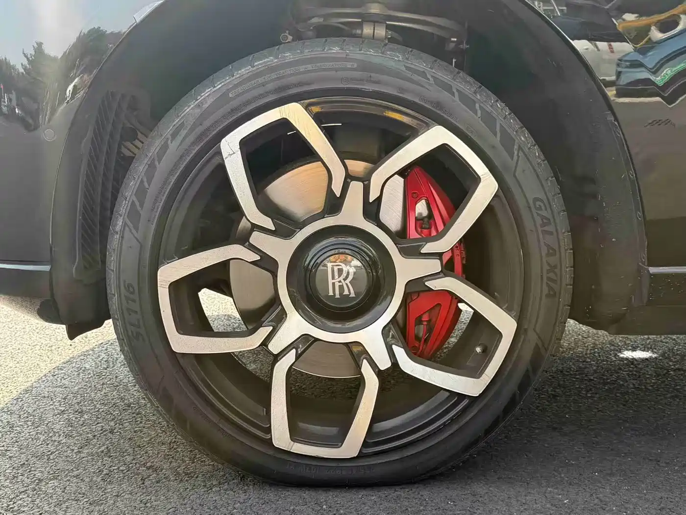 Rolls-Royce Cullinan 2019 2018 5-Seater Version