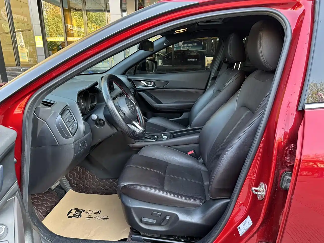 Фото 9 - Mazda CX-4