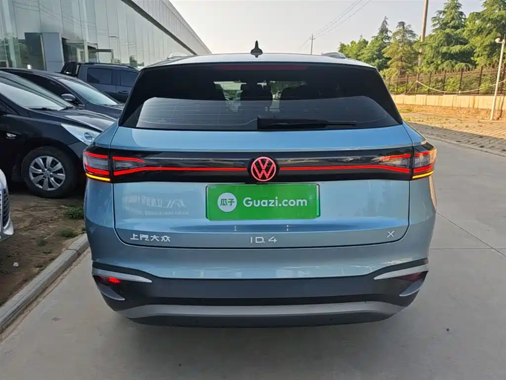 Volkswagen ID.4 X 2023 Pure Long Range Edition фото 6