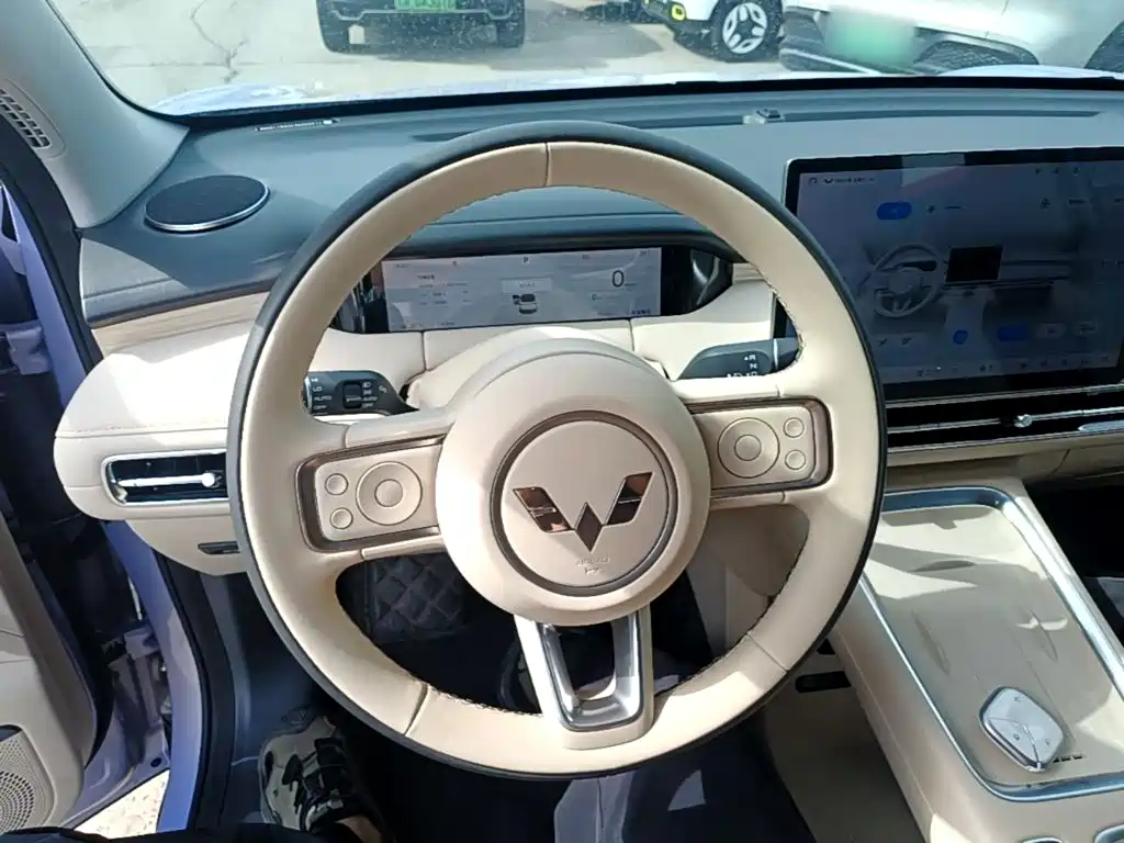 Фото 11 - Wuling Motors Wuling Bingo S