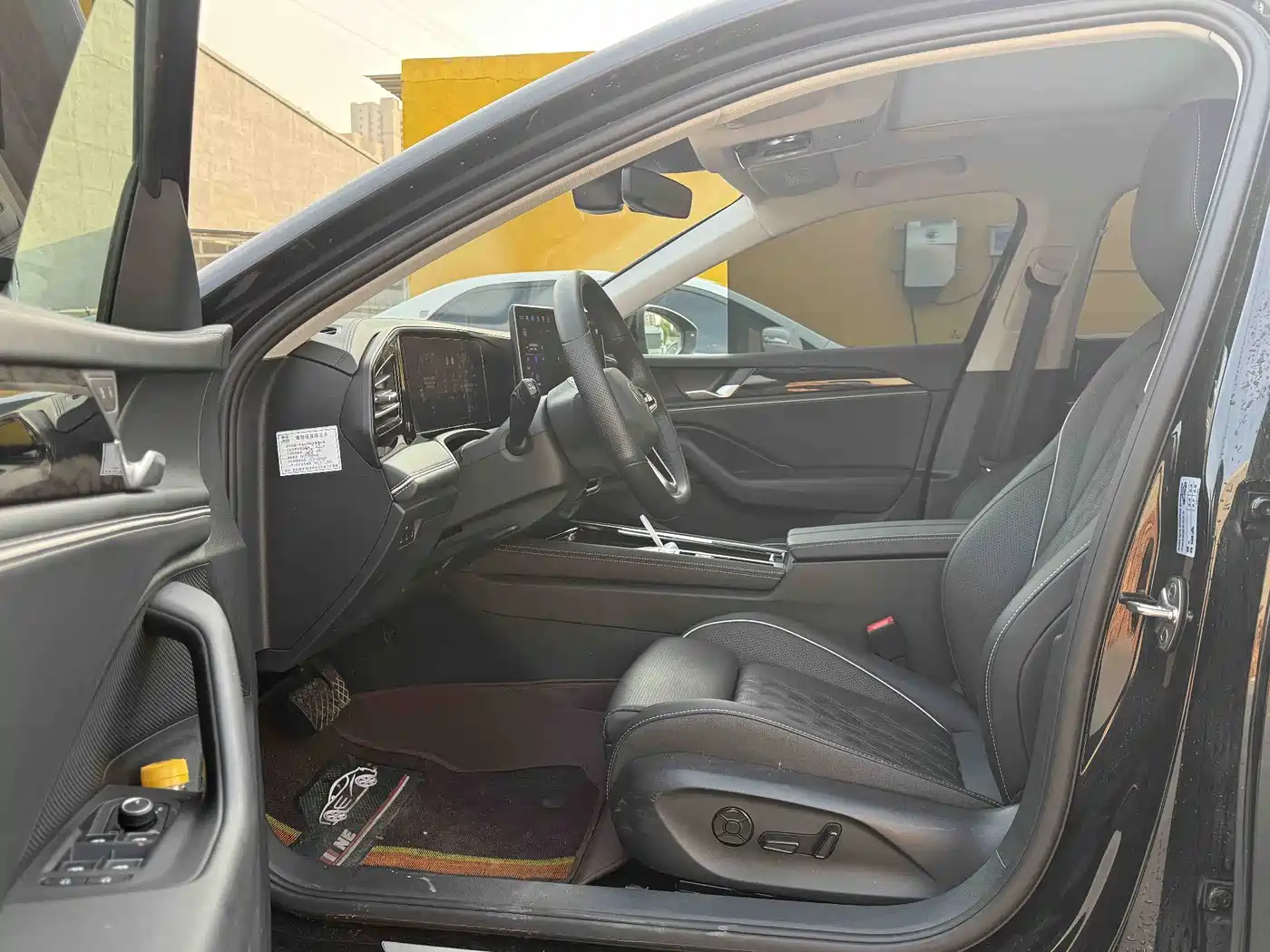 Volkswagen Magotan 2024 380TSI DSG Luxury Edition (Daimai Package) фото 3