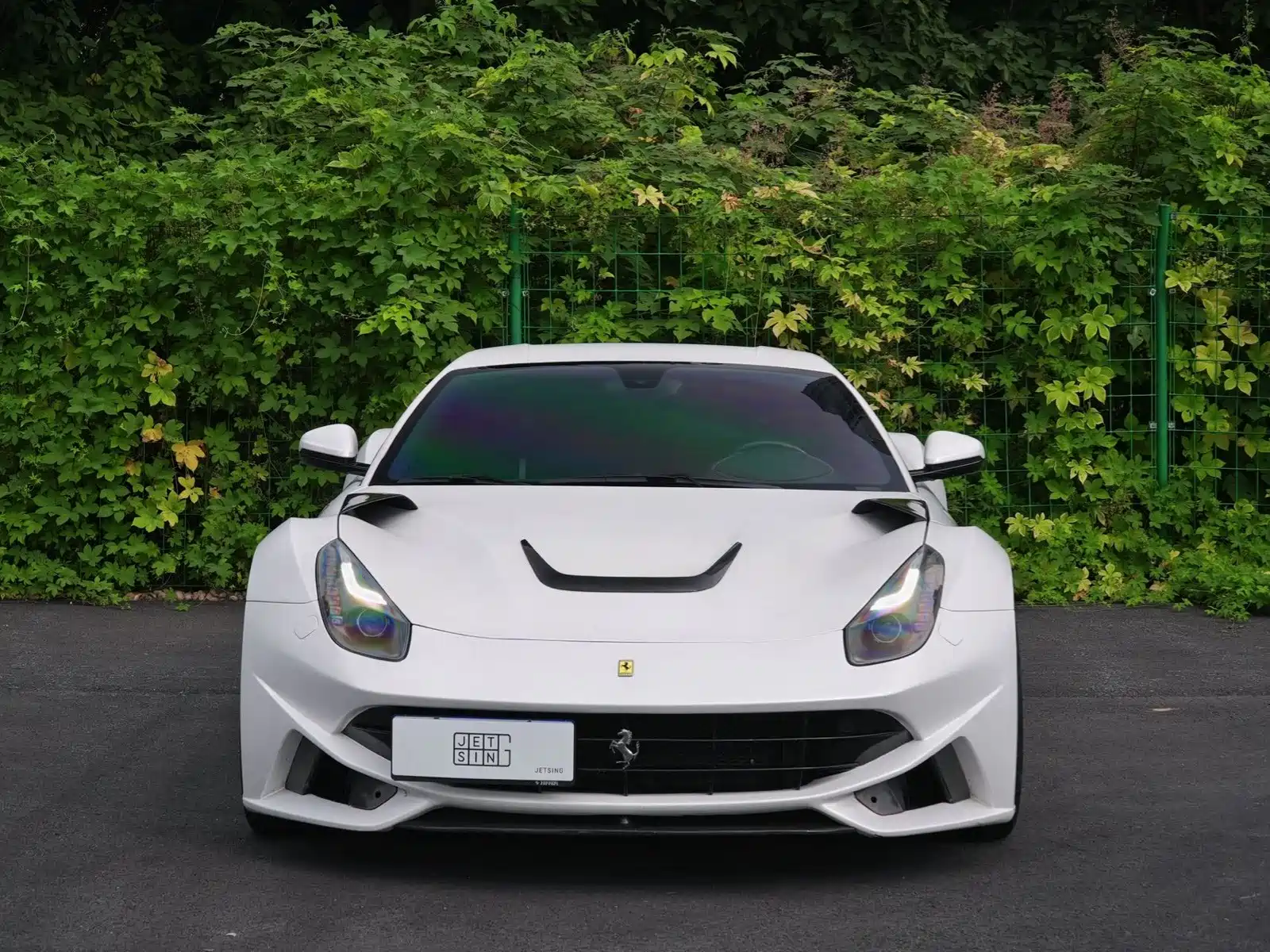 Фото 1 - Ferrari F12berlinetta