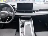 Фото 6 - Geely Preface