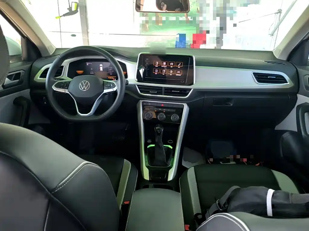 Volkswagen T-Roc, миниатюра 10