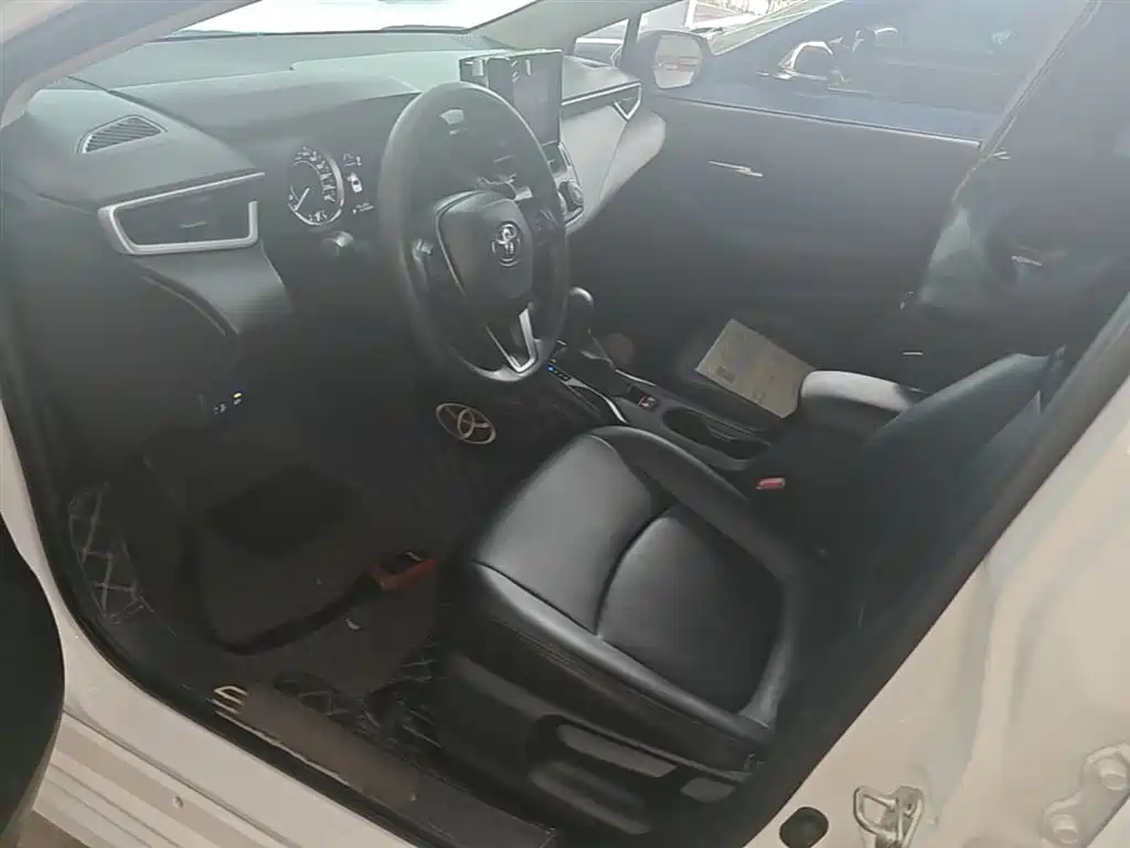 Toyota Corolla 2021 1.2T S-CVT Pioneer Edition фото 15
