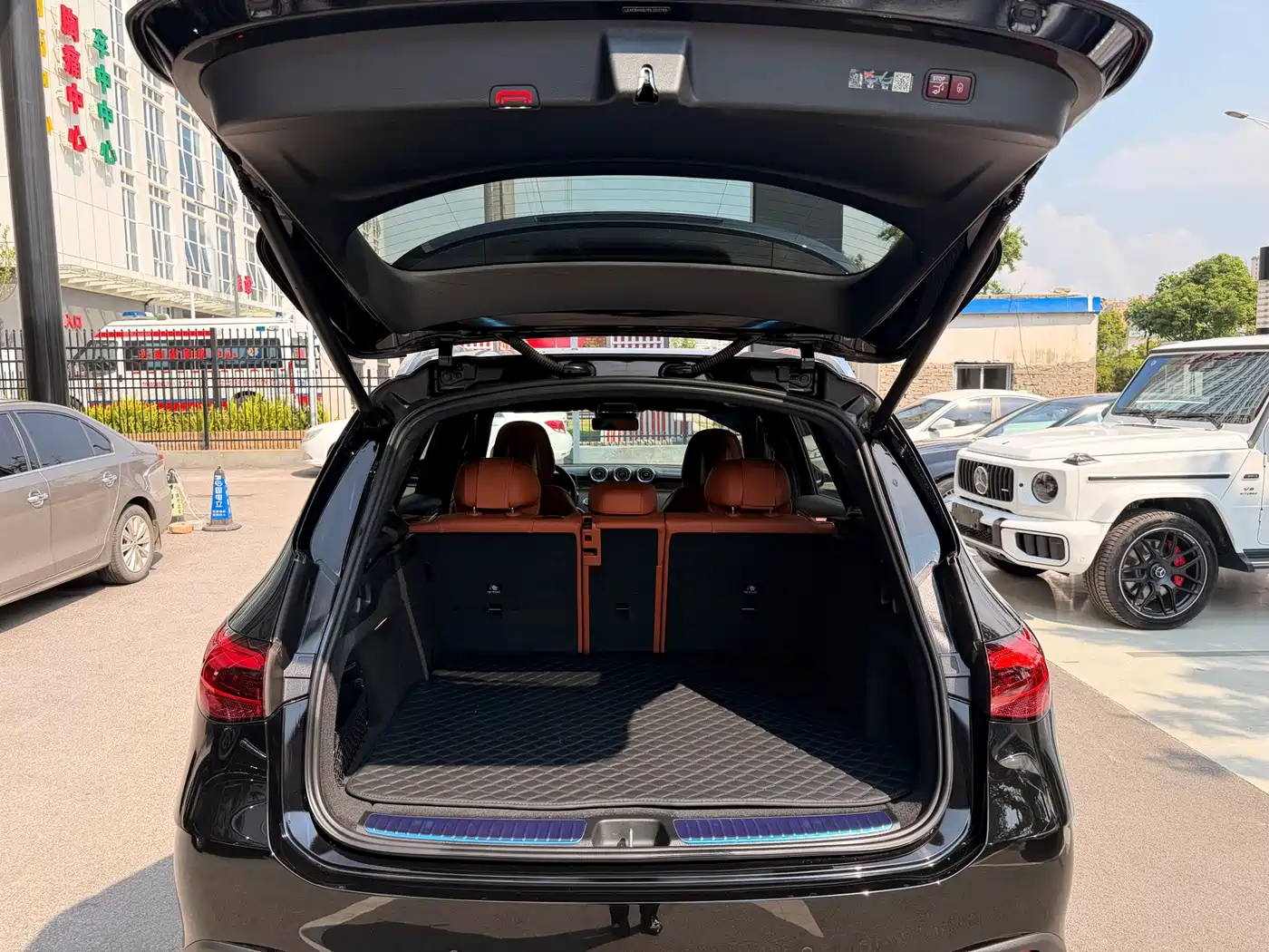 Mercedes-Benz GLC 2024 GLC 300 L 4MATIC Dynamic 5-seater фото 26