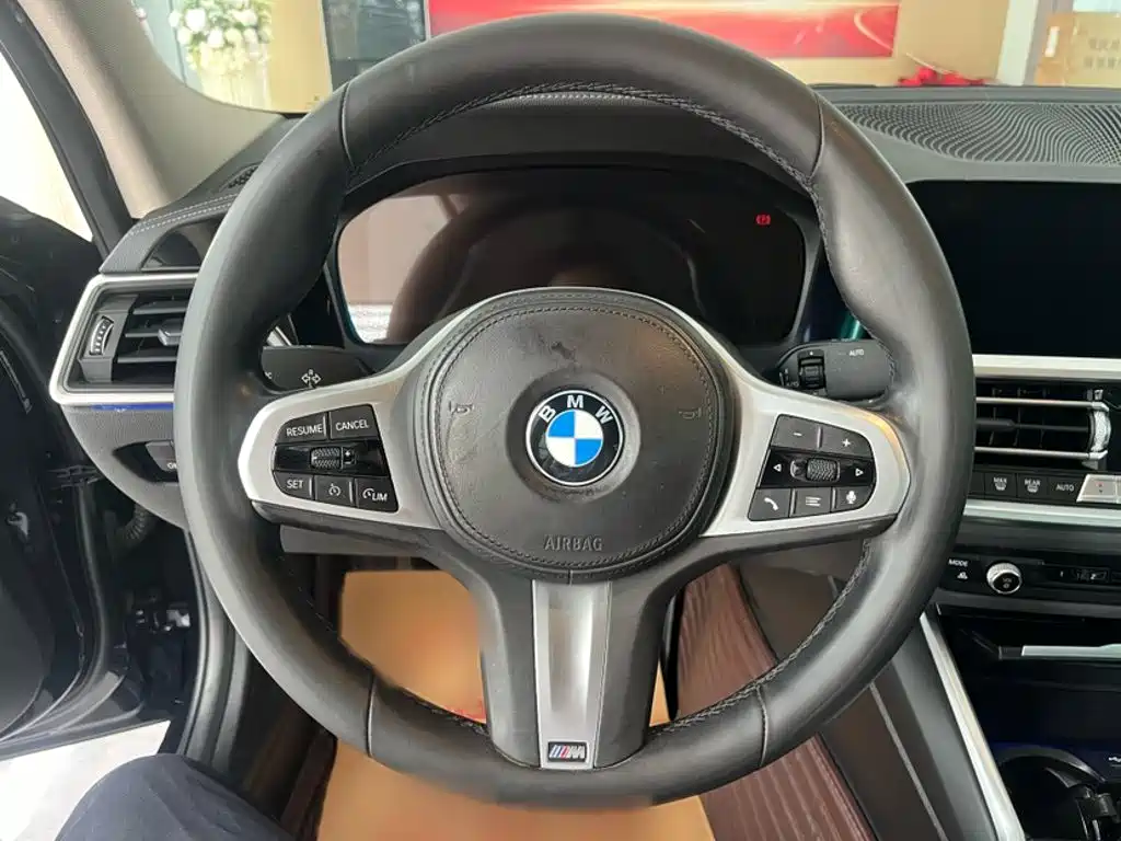 BMW 3-SERIES