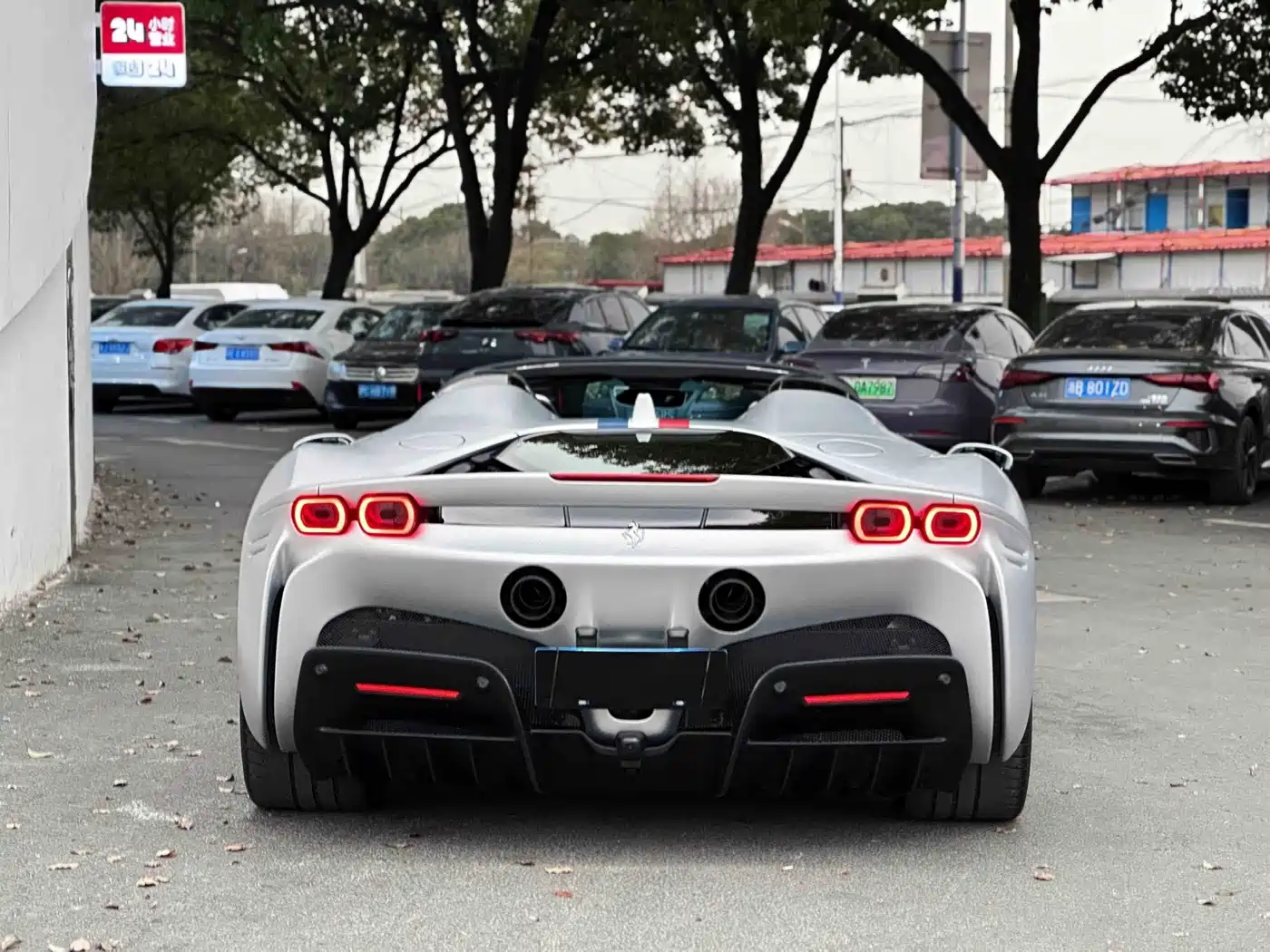 Ferrari SF90 2024 2021 3.9T V8 Spider