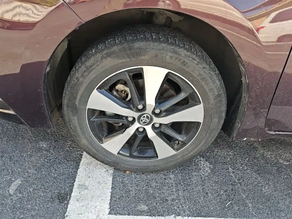 Toyota Levin Twin Engine E+ 2019 1.8PH GS E-CVT Elite Edition фото 25