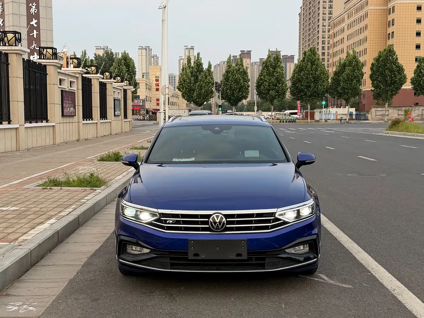 Volkswagen Weilan 2021 2.0T Touring фото 2