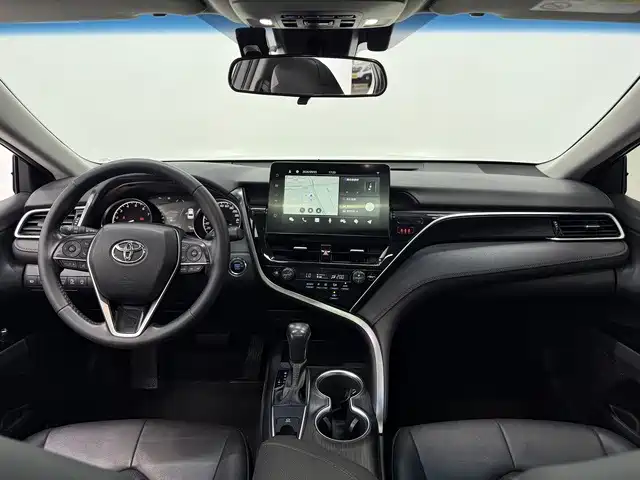 Toyota Camry 2022 2023 2.0G Luxury Edition
