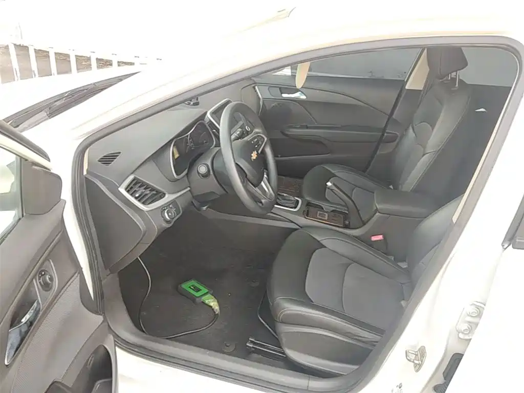 Chevrolet Cavalier 2016 1.5L Automatic Delight Edition фото 16