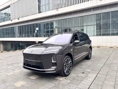 NIO ES8