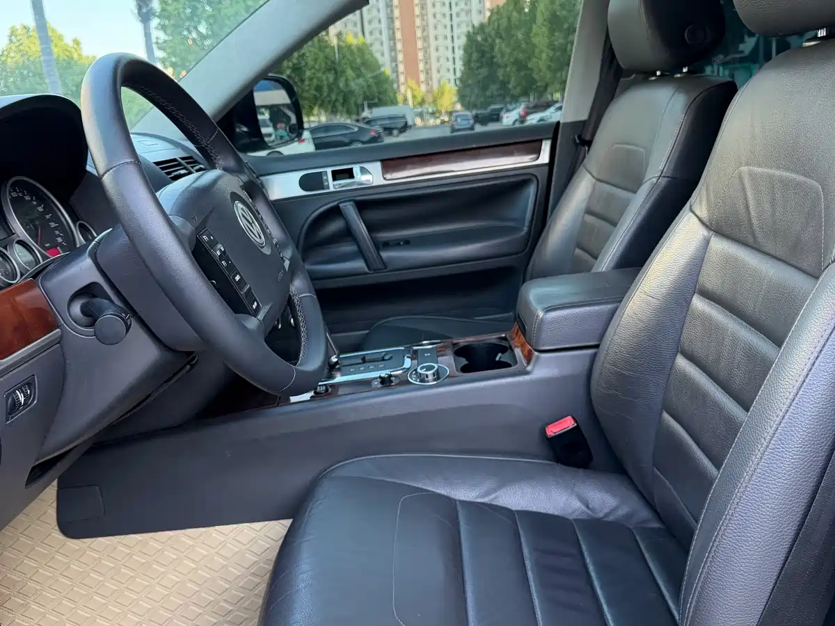 Volkswagen Touareg 2009 3.0T Diesel Standard фото 8