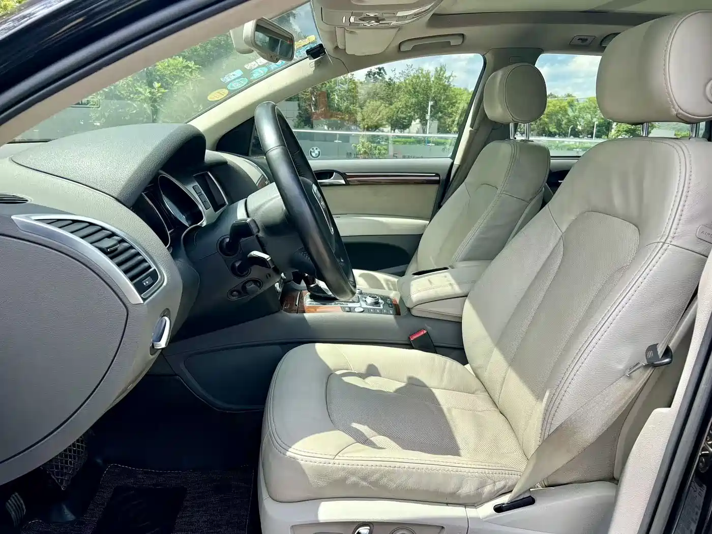 Audi Q7 2010 2011 3.0 TFSI Comfort (200kW)