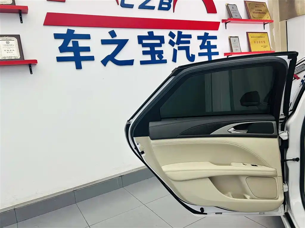 Lincoln MKZ 2019 2018 2.0T Premium Edition