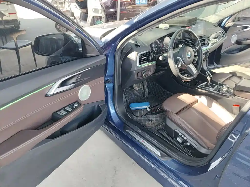 BMW 1 Series 2023 2023 120i M Sport Shadow Edition