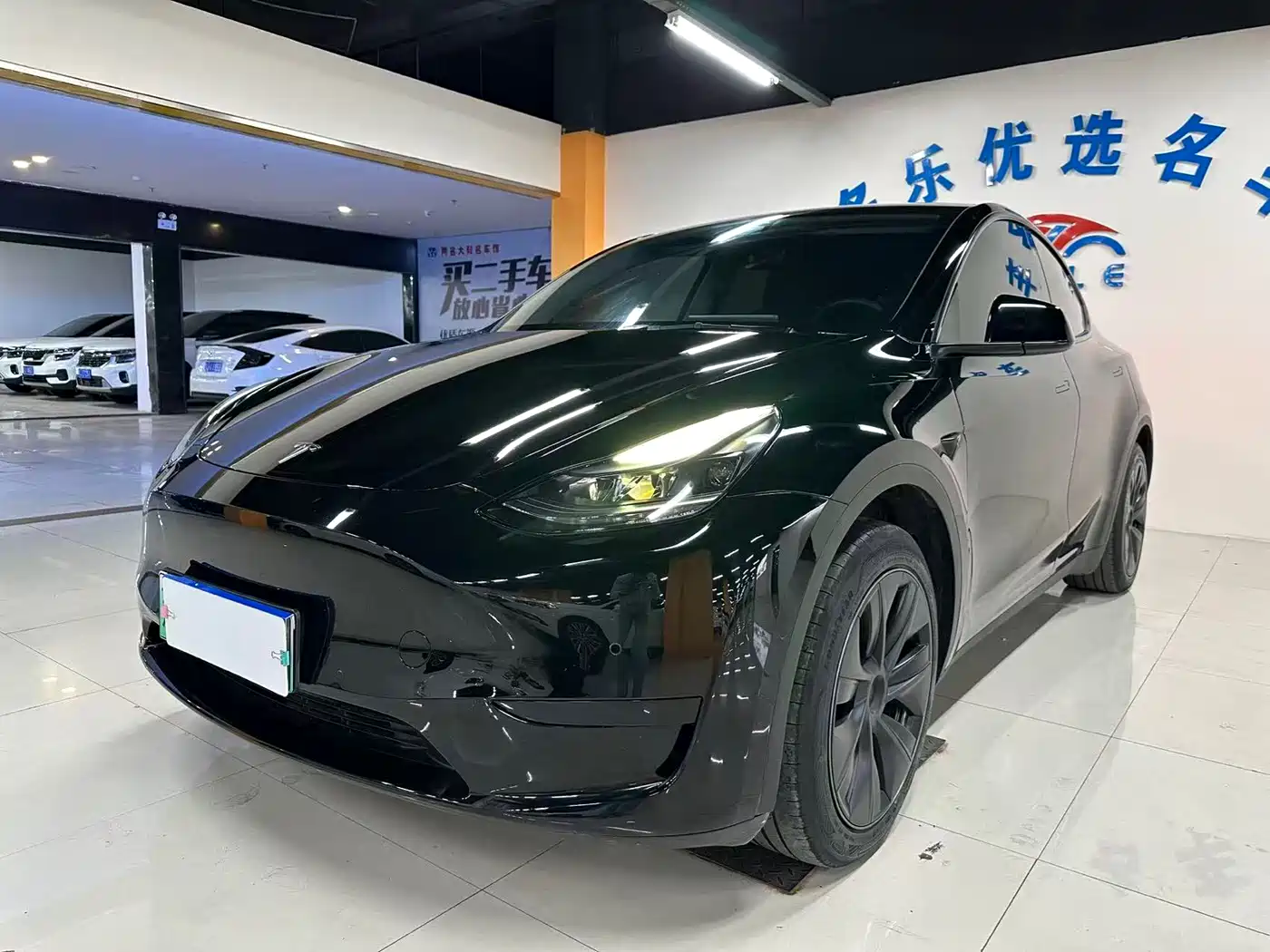 Tesla Model Y 2023