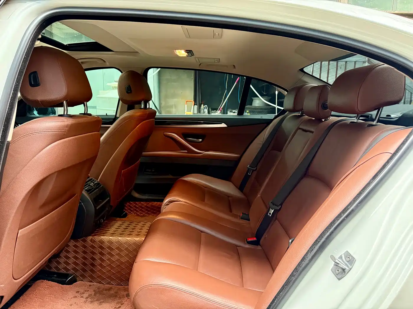 BMW 5 Series 2014 520Li Elegance фото 13
