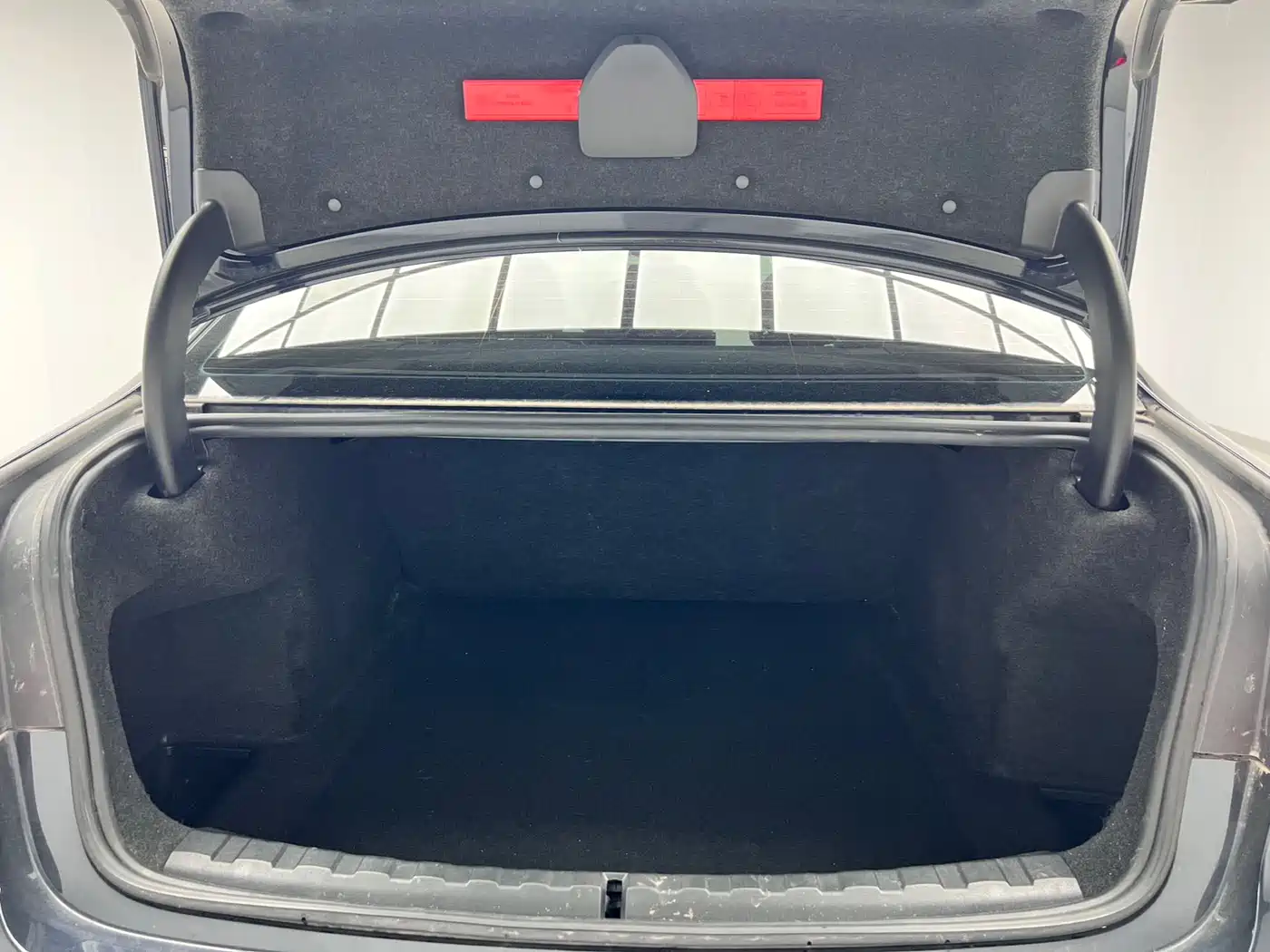 BMW 3 Series 2023 320Li M Sport Package фото 15