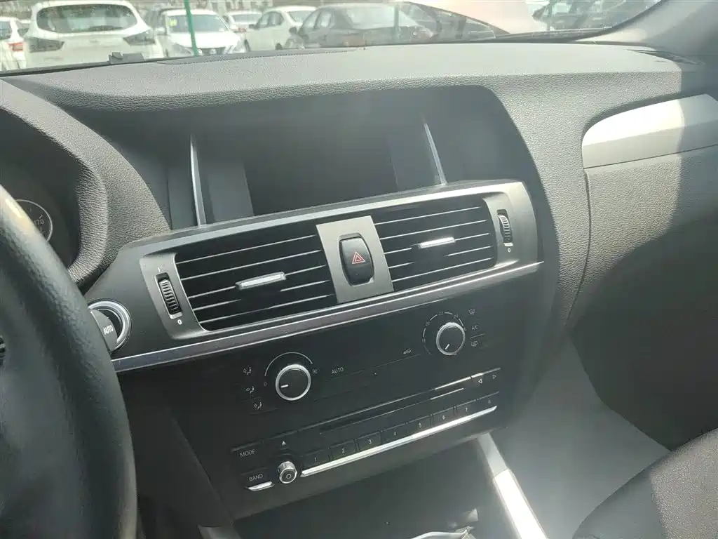 BMW X3 (Import) 2016 sDrive20i фото 9
