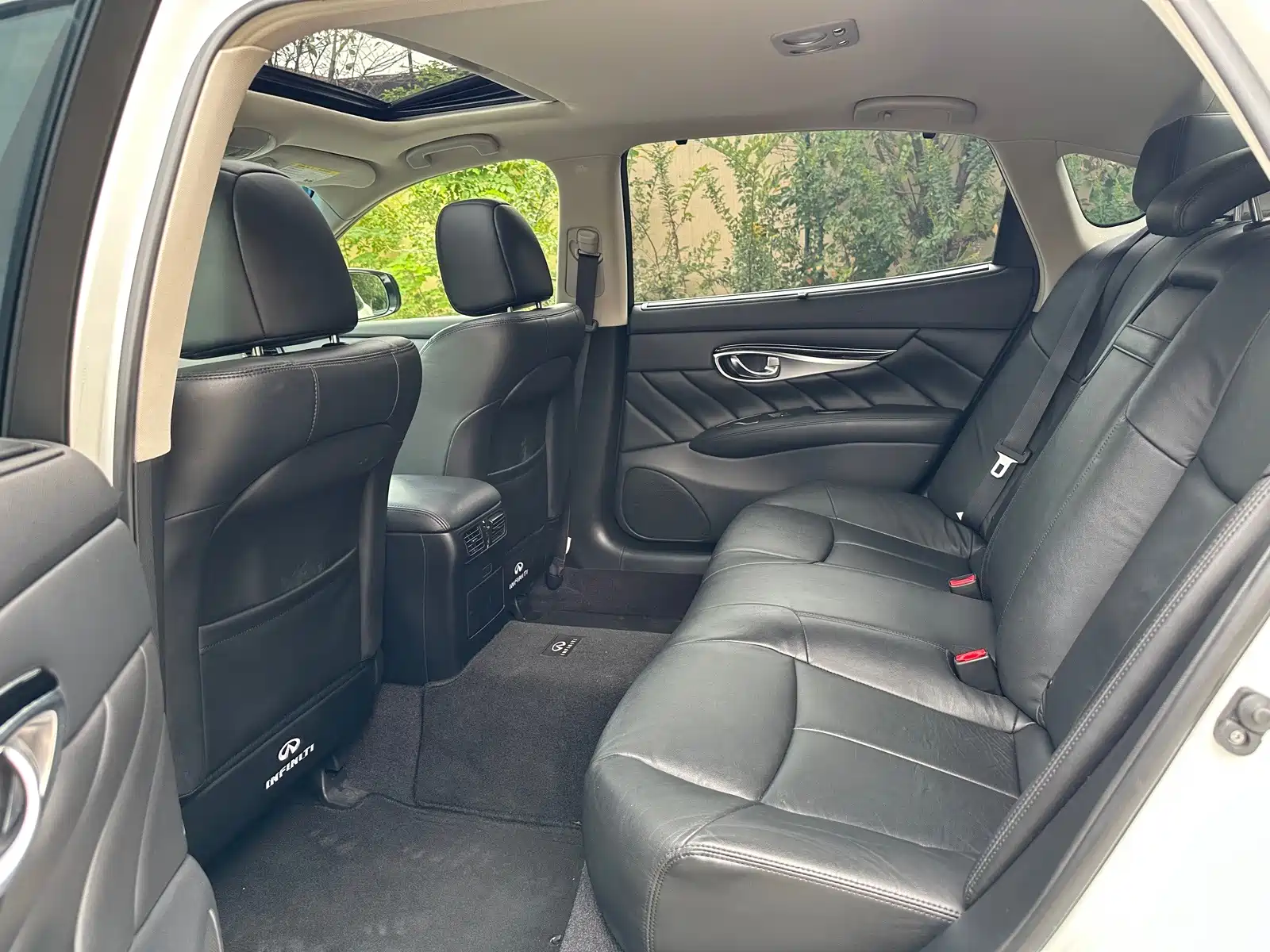 صورة 6 - Infiniti Q70