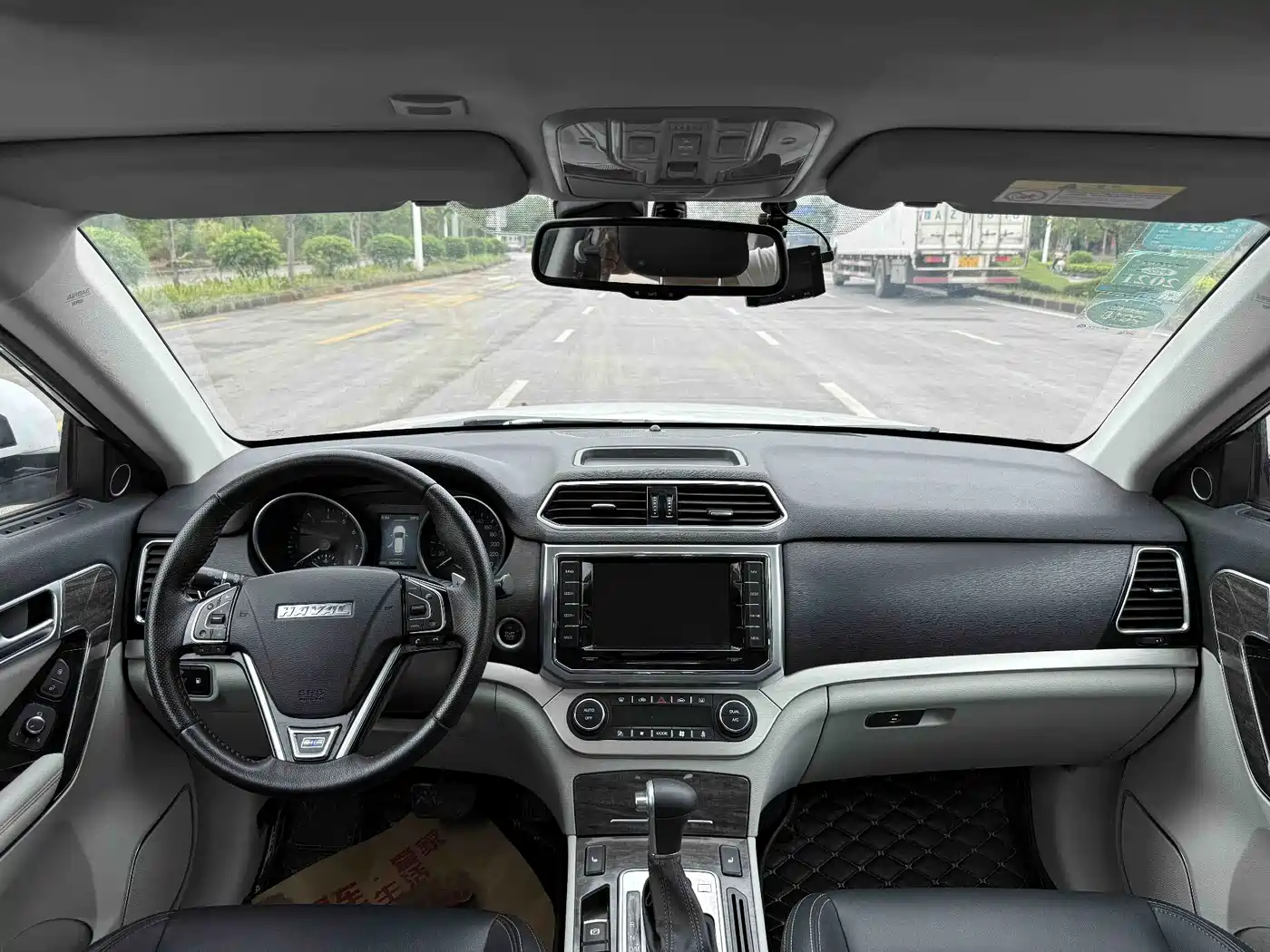 Haval H6 Coupe 2015 Model Blue Label 2.0T Automatic 2WD Elite фото 5