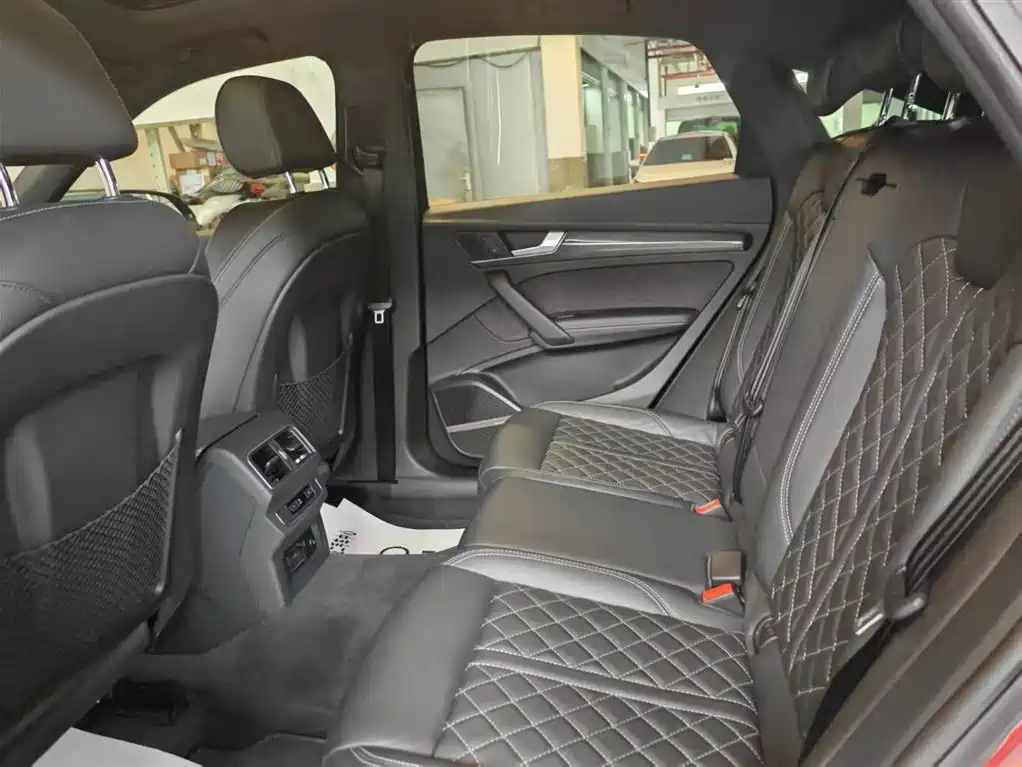 Audi Q5L Sportback 2021 45 TFSI Luxury фото 15