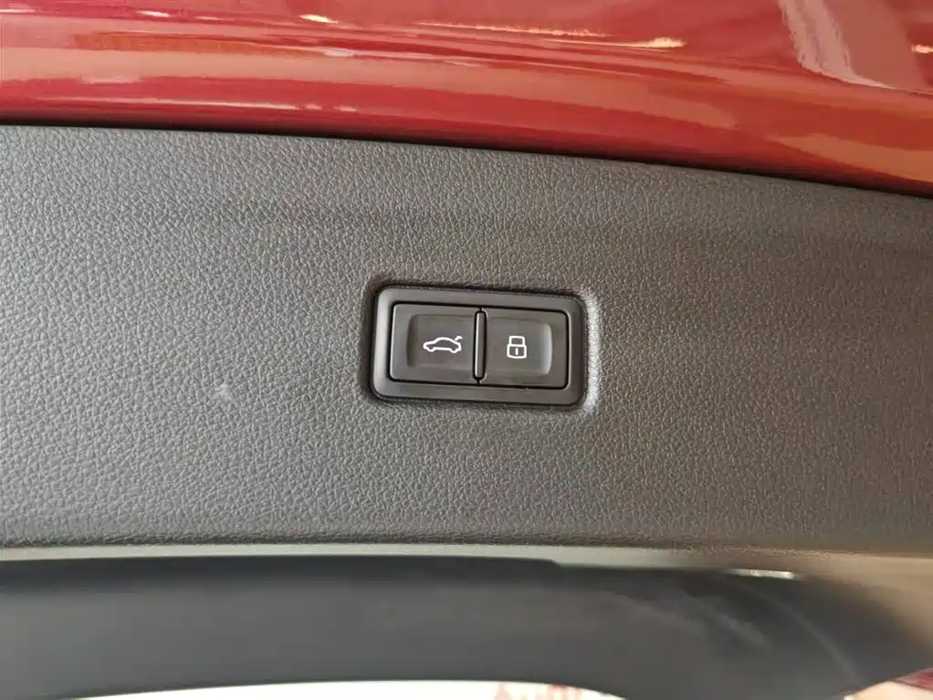 Audi Q5L Sportback 2021 45 TFSI Luxury фото 6