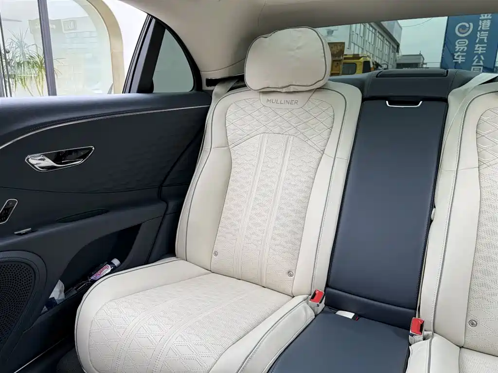 Bentley Flying Spur Plug-in Hybrid 2025 Model Year 4.0T V8 Mulliner фото 34
