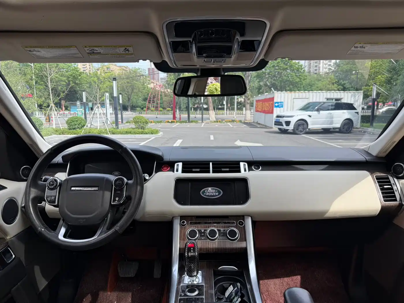 Land Rover Range Rover Sport 2014 3.0 SC V6 HSE фото 9