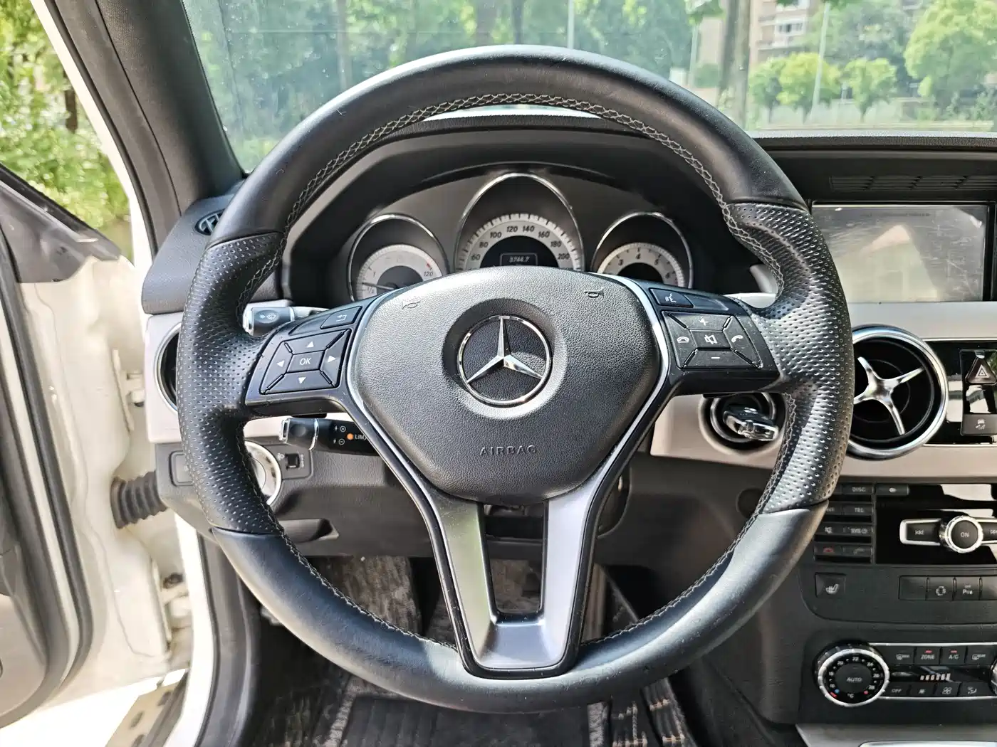 Mercedes-Benz GLK-Class 2013 GLK 300 4MATIC Dynamic фото 18