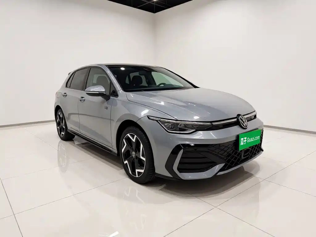 2025 Volkswagen Golf
