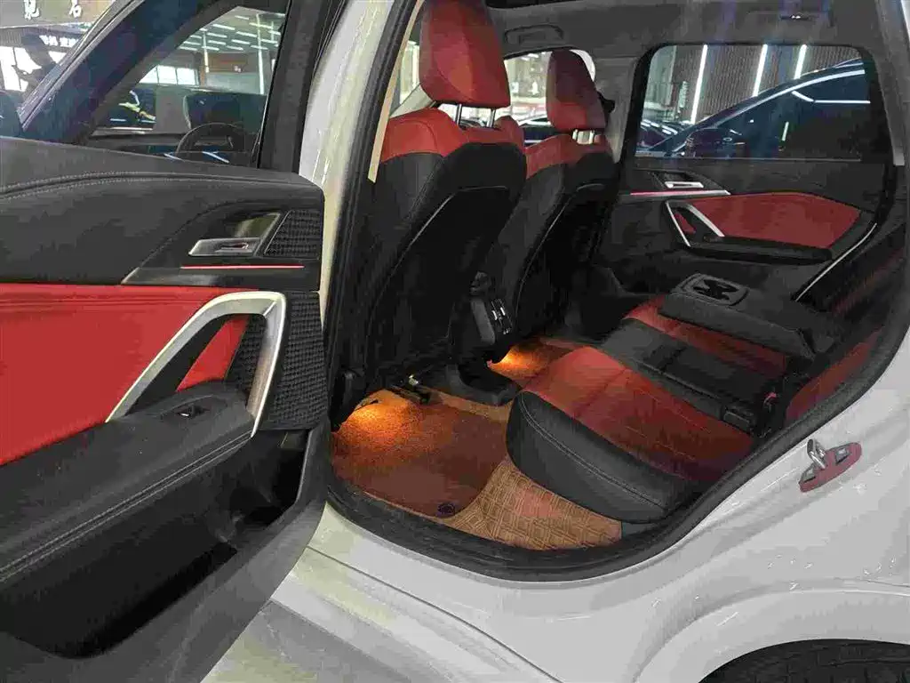BMW iX1 2024 2023 eDrive25L M Sport Package