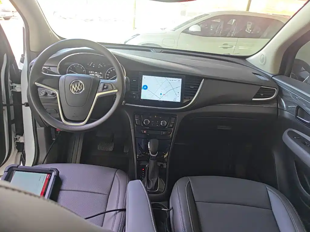Фото 10 - Buick Encore