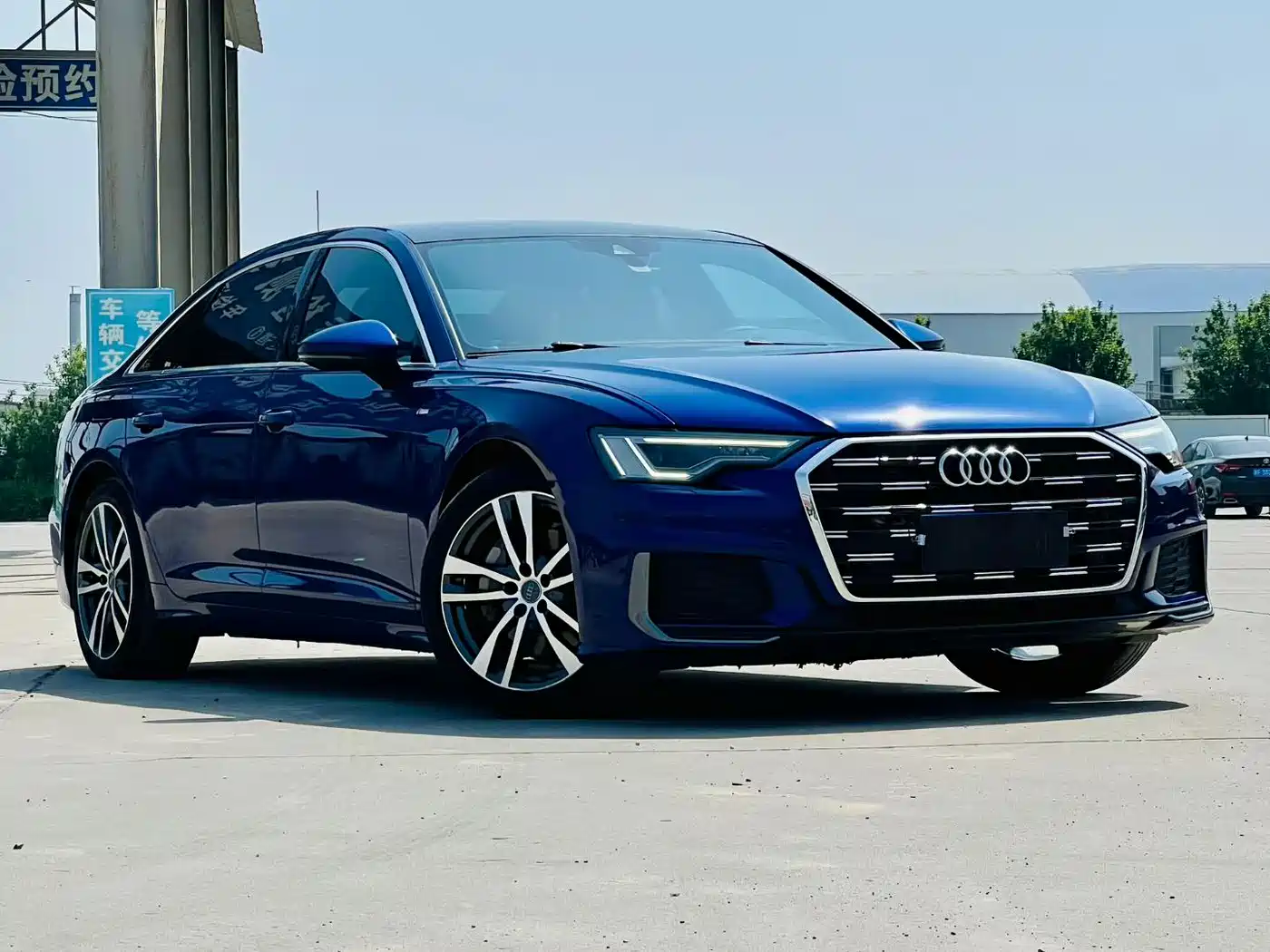 Audi A6L 2019 45 TFSI Premium Dynamic фото 3