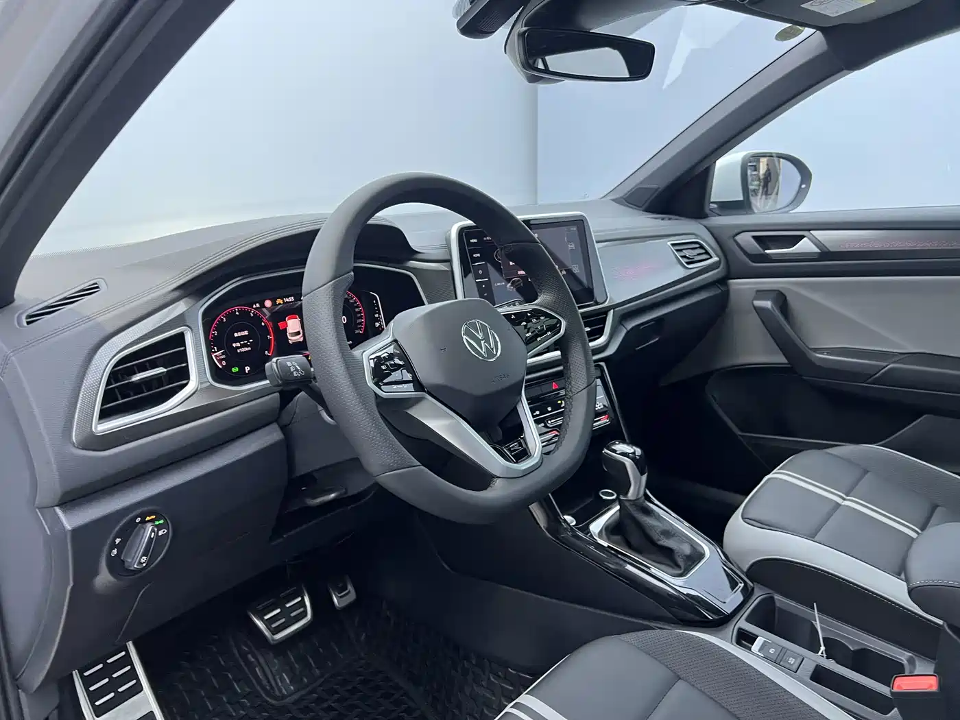 Volkswagen T-ROC 2025 2024 300TSI DSG 2WD Morning Light Edition