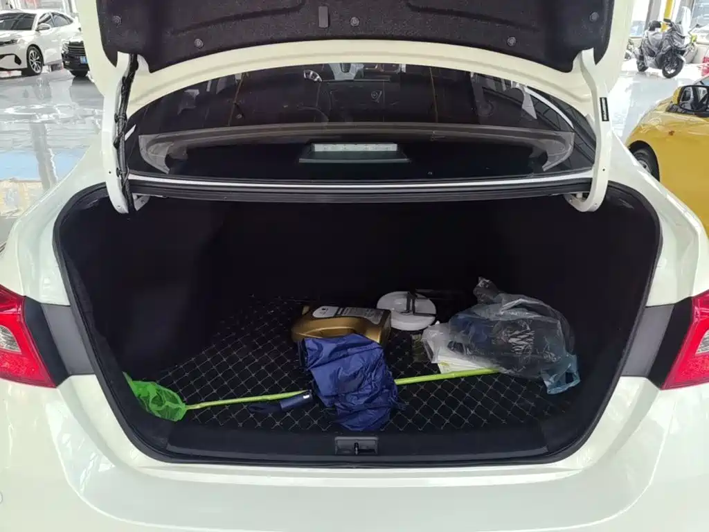 Nissan SYLPHY, миниатюра 19
