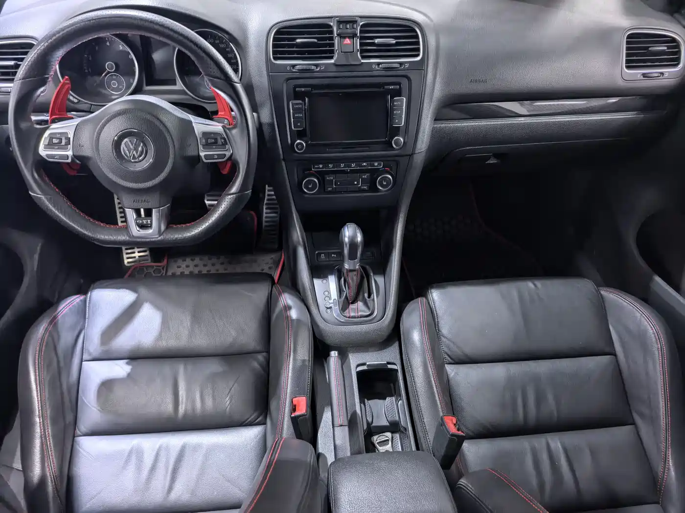 Volkswagen Golf GTI 2012 2.0TSI GTI фото 4
