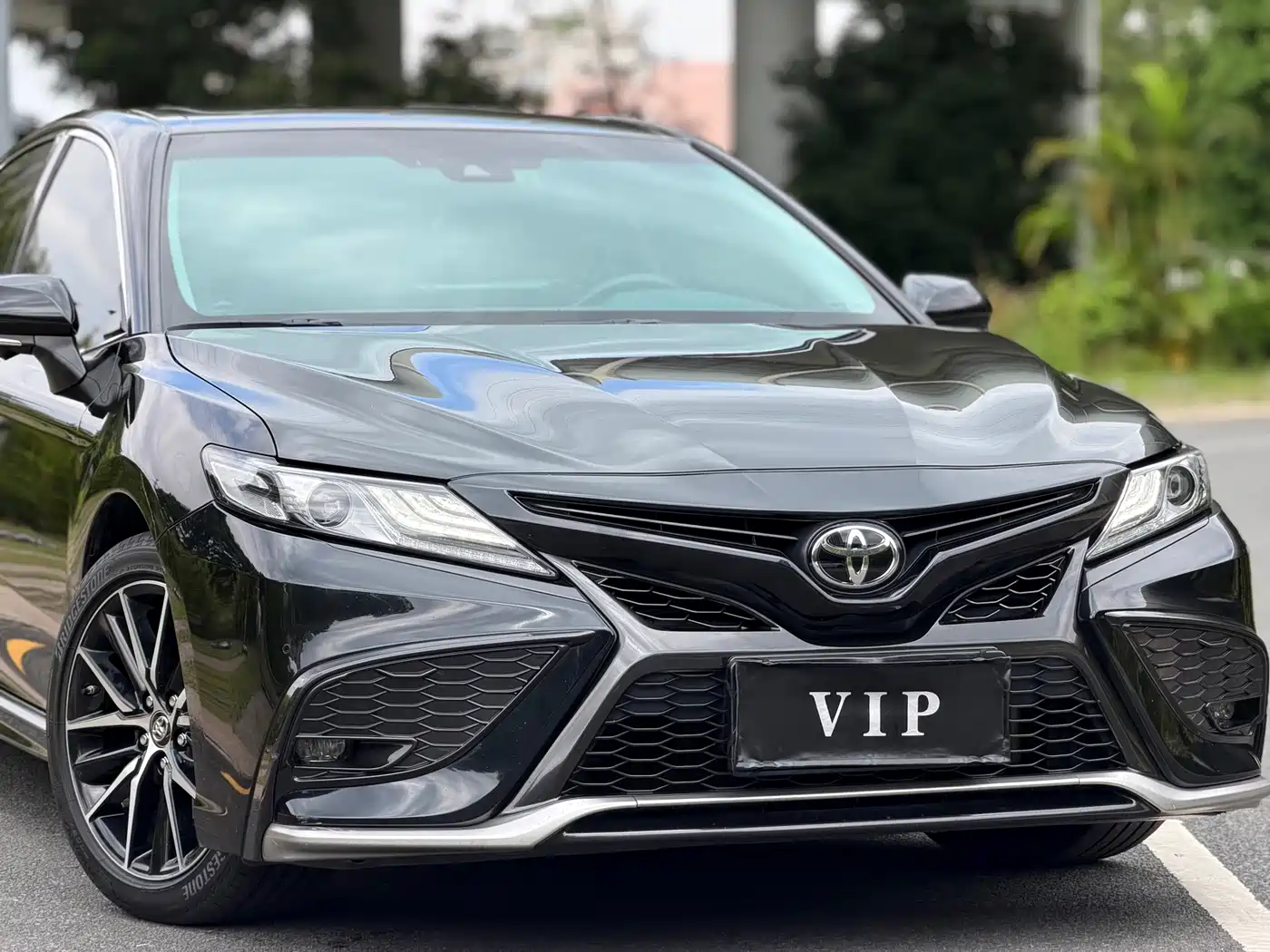Фото 5 - Toyota Camry