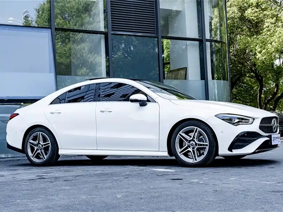 Mercedes-Benz CLA (Import) 2024 Model Facelift CLA 200 фото 6