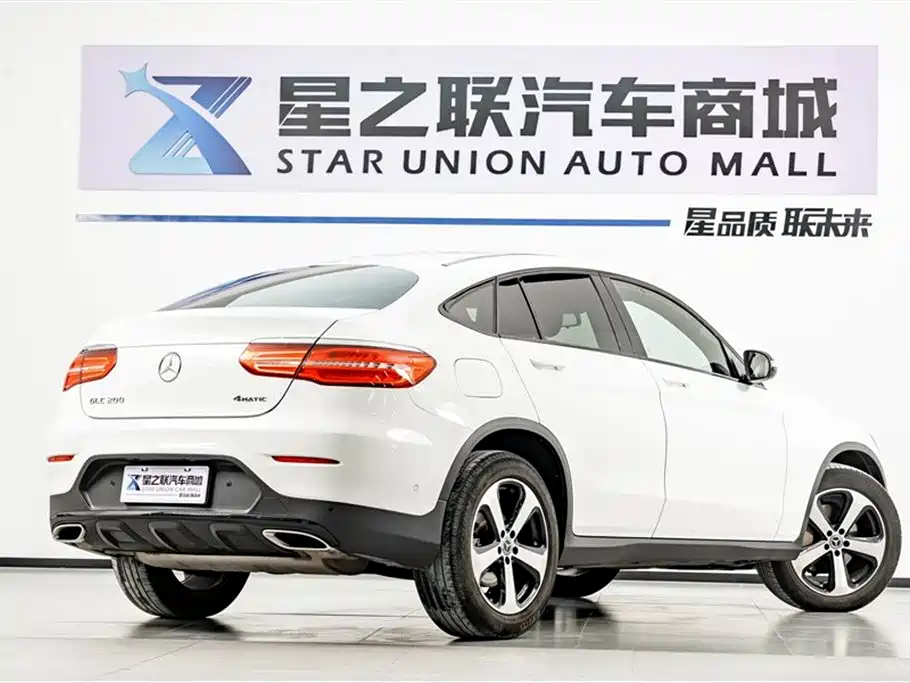 Mercedes-Benz GLC Coupe 2019 GLC 200 4MATIC Coupe SUV фото 6
