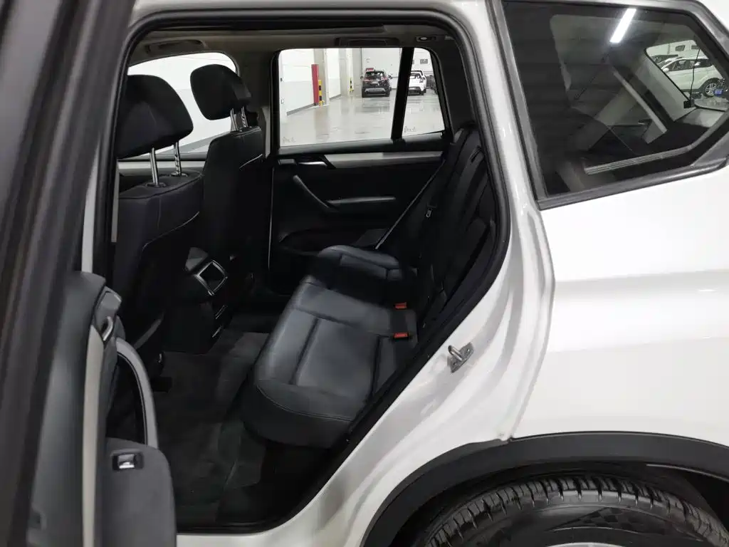 BMW X3 (Import) 2017 2016 sDrive20i