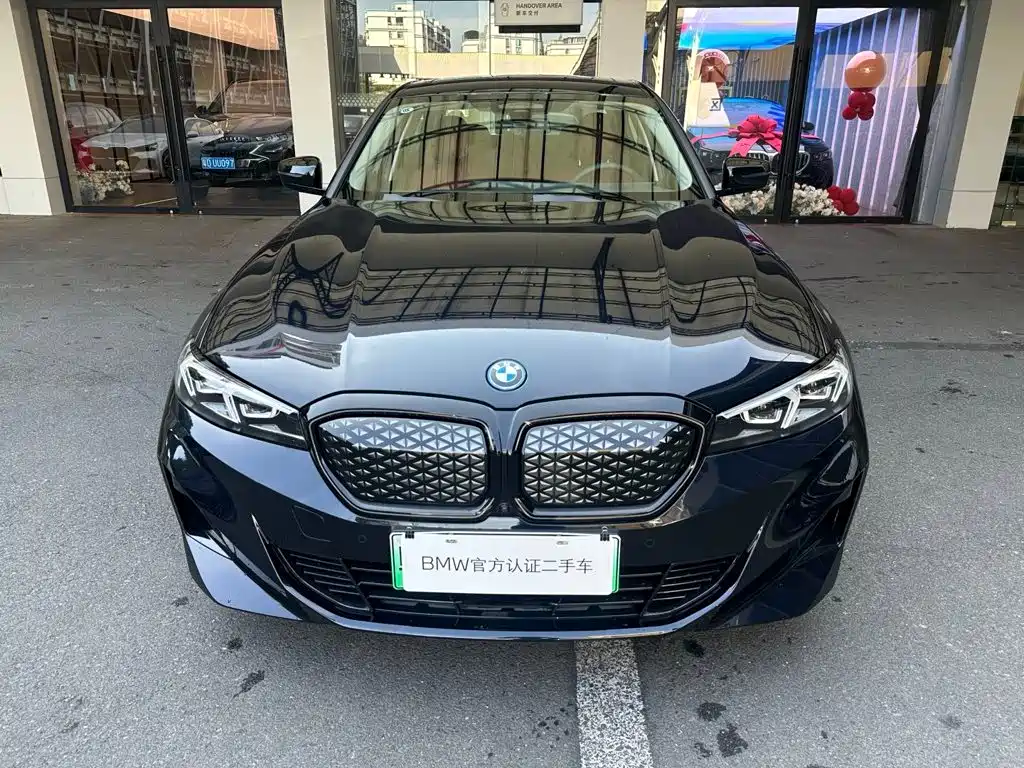 2026 BMW i3