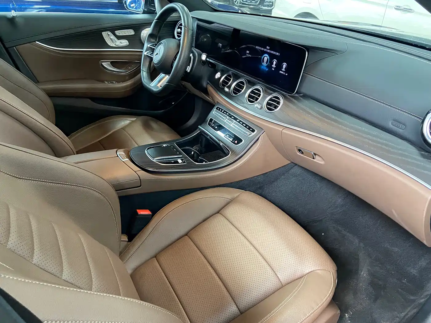 Mercedes-Benz E-Class 2021 E 300 L Fashion фото 11