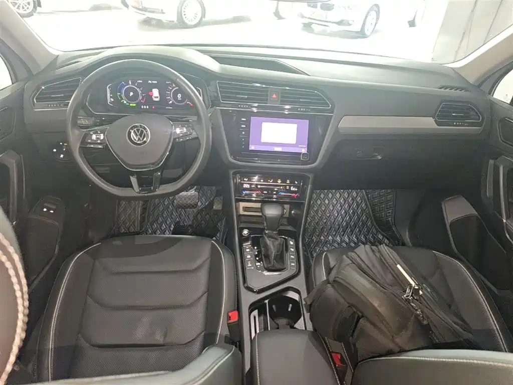 Volkswagen Tiguan L PHEV 2021 430PHEV Plug-in Hybrid Flagship фото 10