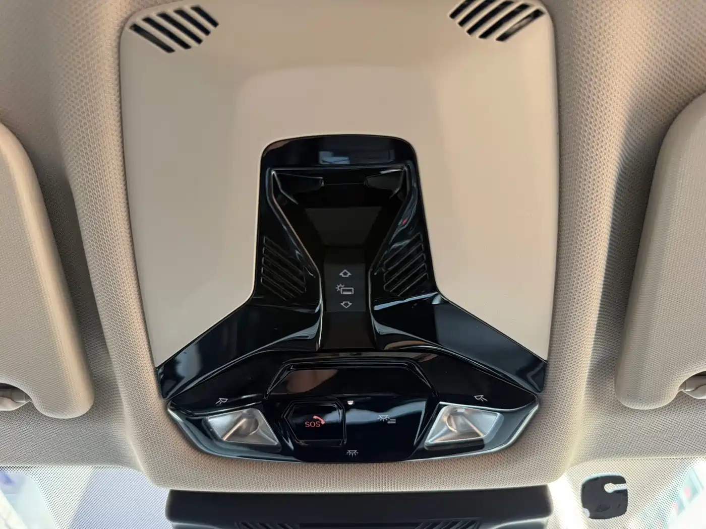 BMW X1 2023 sDrive20Li X Design Package фото 21