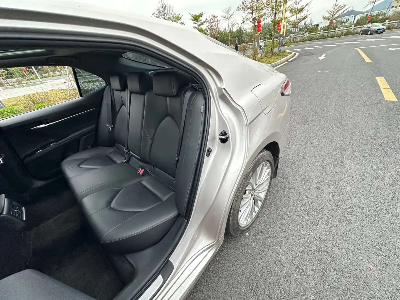 Toyota Camry 2019 2.5G Luxury Edition China VI фото 9
